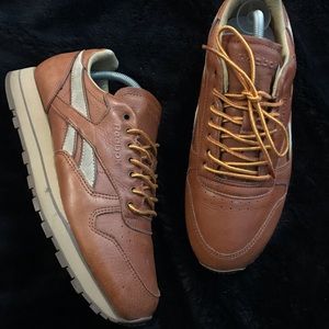 *Limited Edition* Reebok classics leather